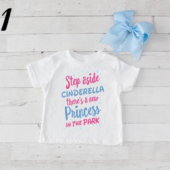 Boutique Cinderella Tee/Bow Set - Picture 2 of 4